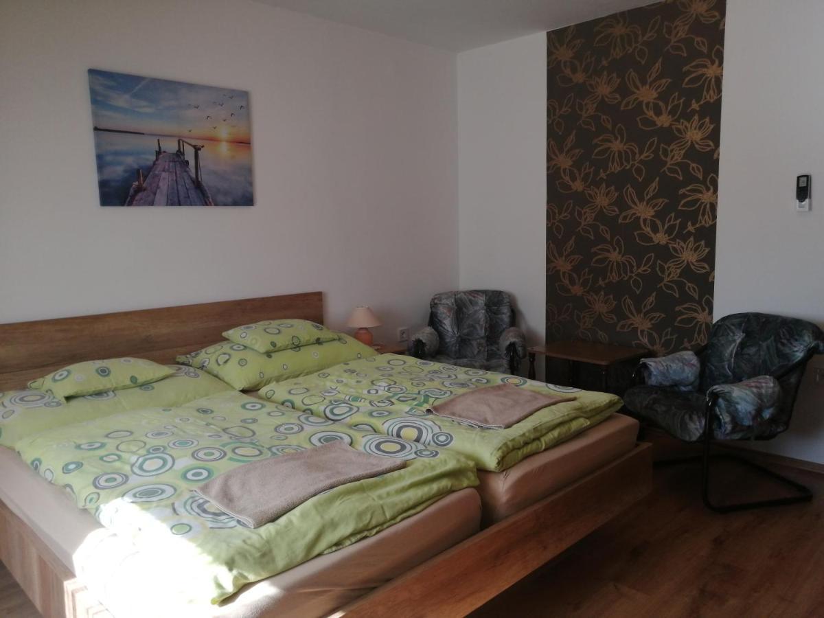 Anita Apartman Бік Екстер'єр фото